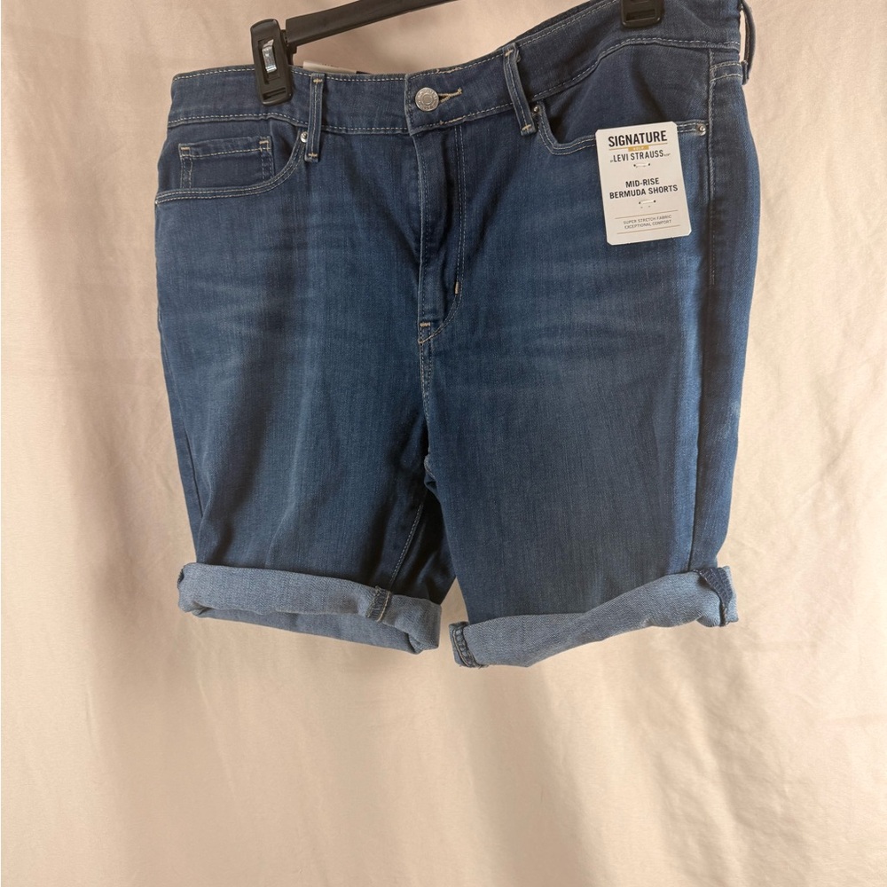 Signature Mid-Rise Dark Blue Denim Bermuda Shorts - 048